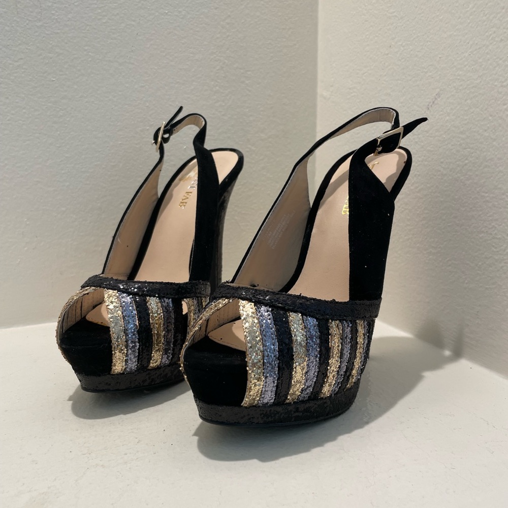 Just fab glitter platform heel 6” size 7